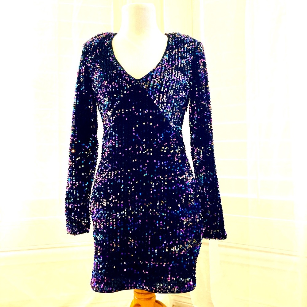 XS black sequin sheath dress